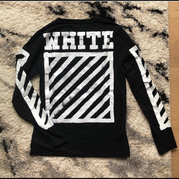 Off-White Tops - OFF WHITE SWEATSHIRT